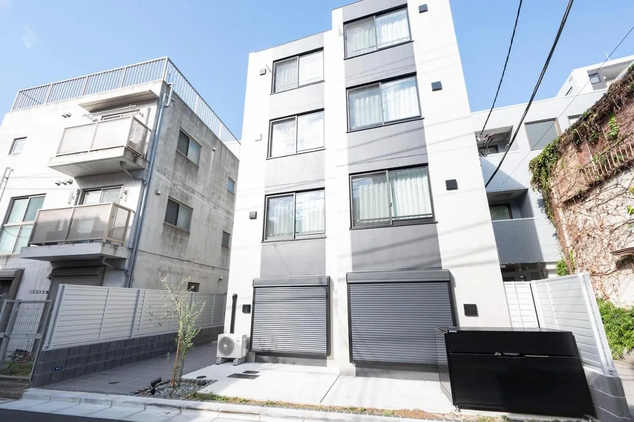 Fl Residence Jingu Gyoen IV Tokio Japón